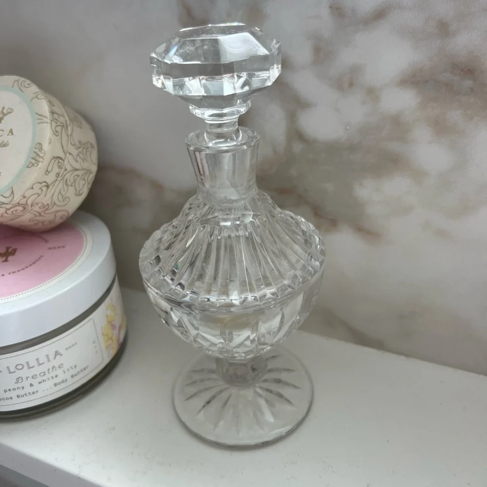 Waterford Lismore 6” Elegant Crystal Perfume Bottle EUC - Picture 2 of 4